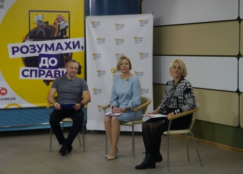 Театр підтримав розумах