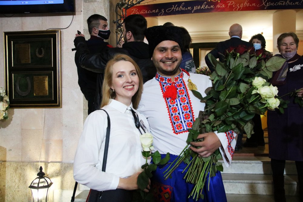 Міський голова привітав херсонських театралок