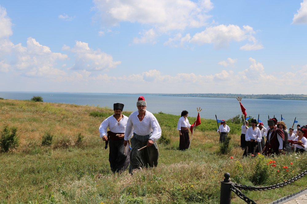 Артисти реконструювали підписання першої Конституції