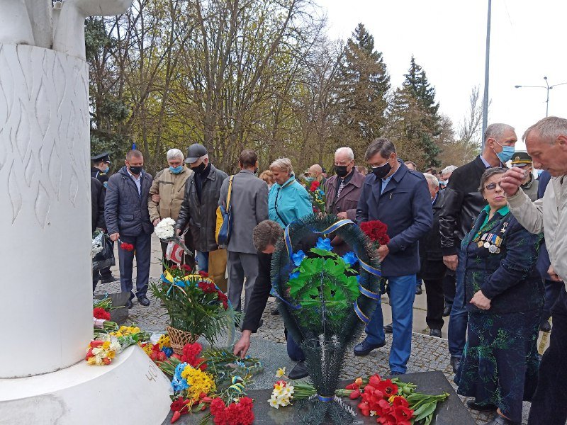 Театр долучився до офіційного мітингу з нагоди роковин аварії на ЧАЕС