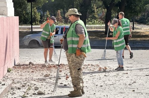 Знову обстріляли театр