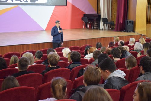 &laquo;Довбуш&raquo; у Миколаєві: кінопоказ і творча зустріч