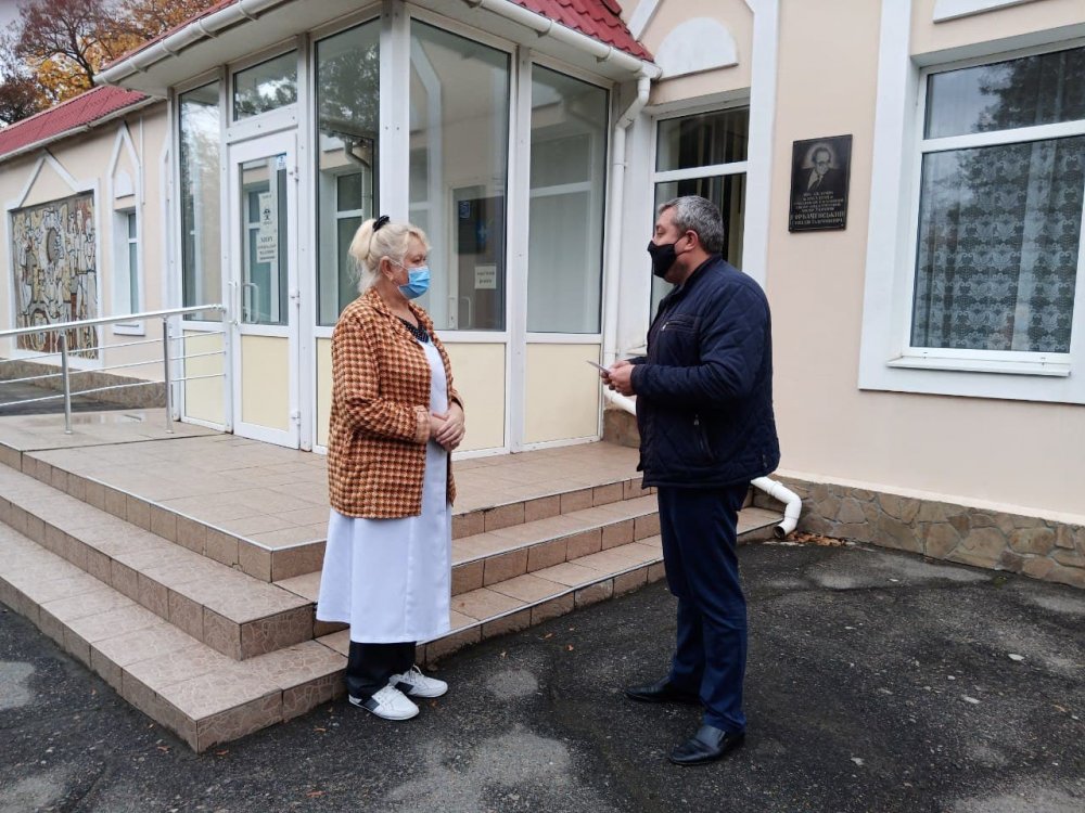 Театрали відвідали ще 3 лікарні