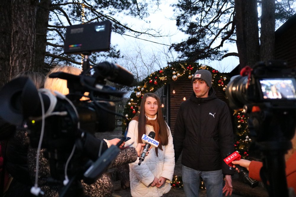 Дід Мороз чекає на вас у казковому лісі